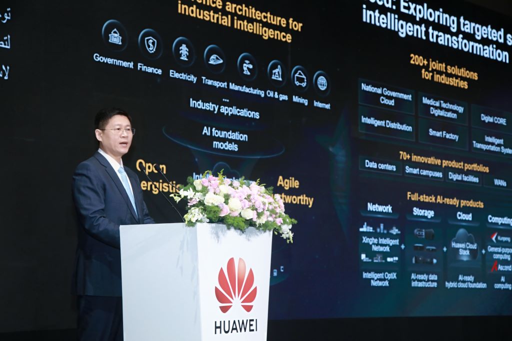 Huawei's Li Peng: Thriving Together in the Intelligent Era